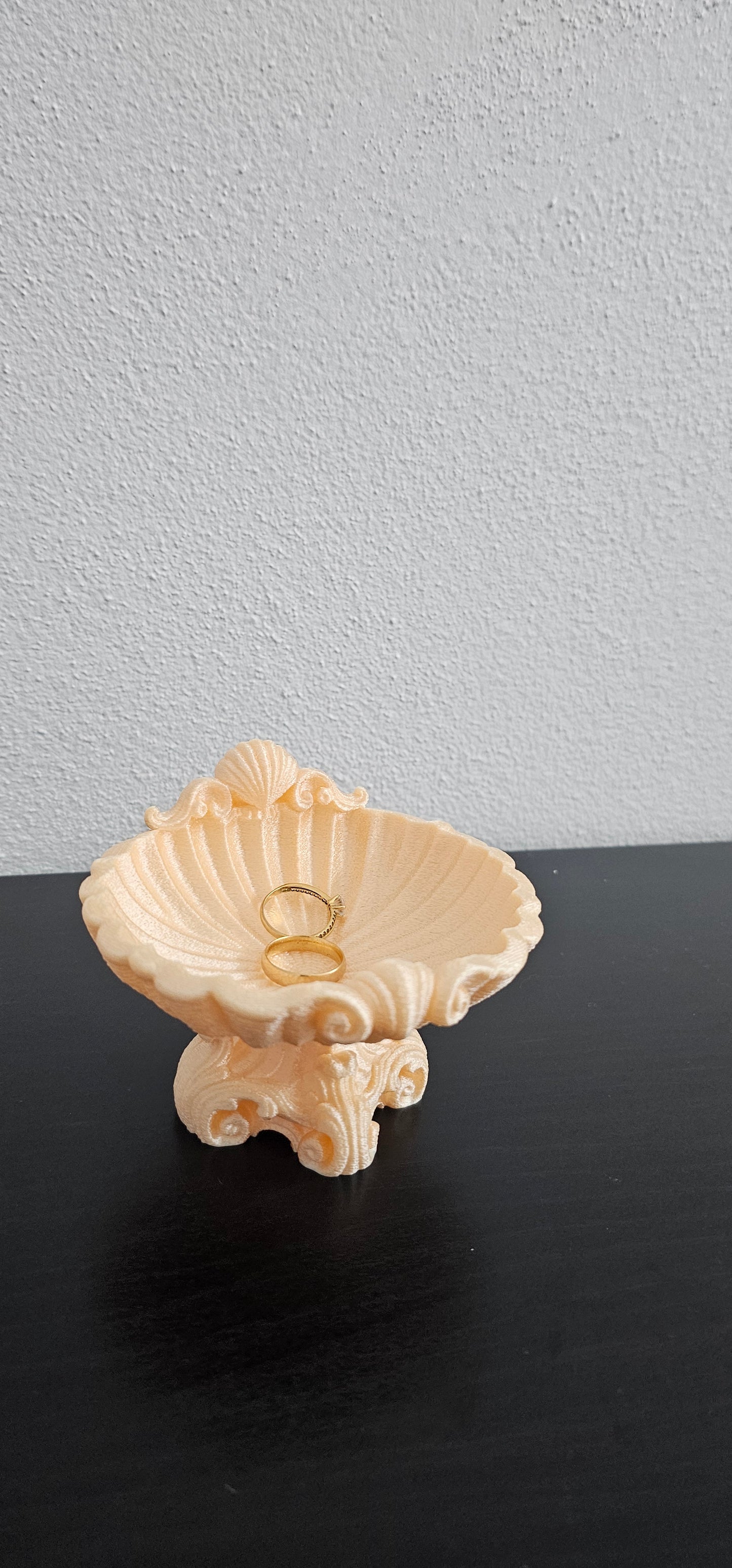 Shell Jewelry Holder – Elegant 3D Printed Ring Dish