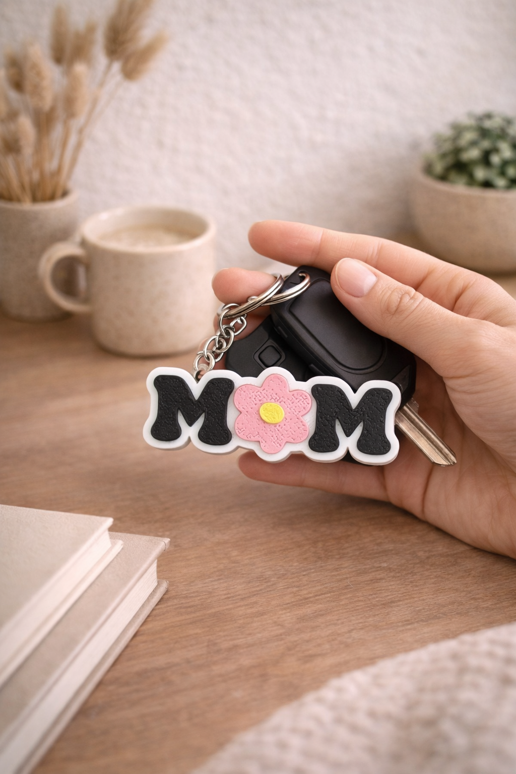 “MOM” Keychain with Flower