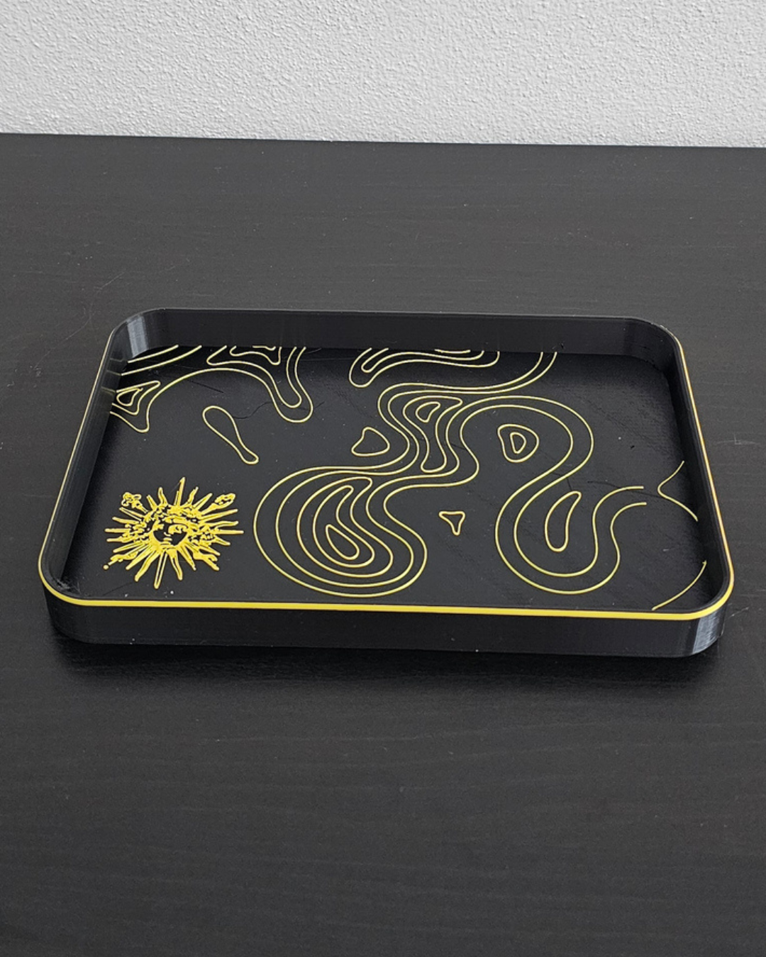 Tabuleiro Decorativo Retangular – Padrão de Sol Artístico