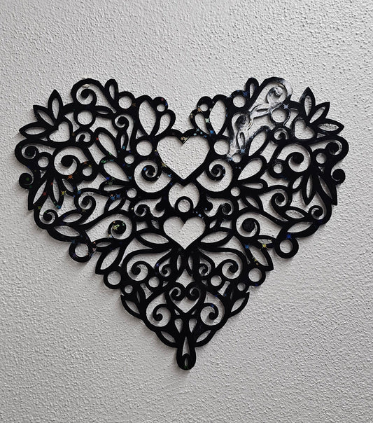 Decorative Heart Wall Art – Intricate Design Hueforge
