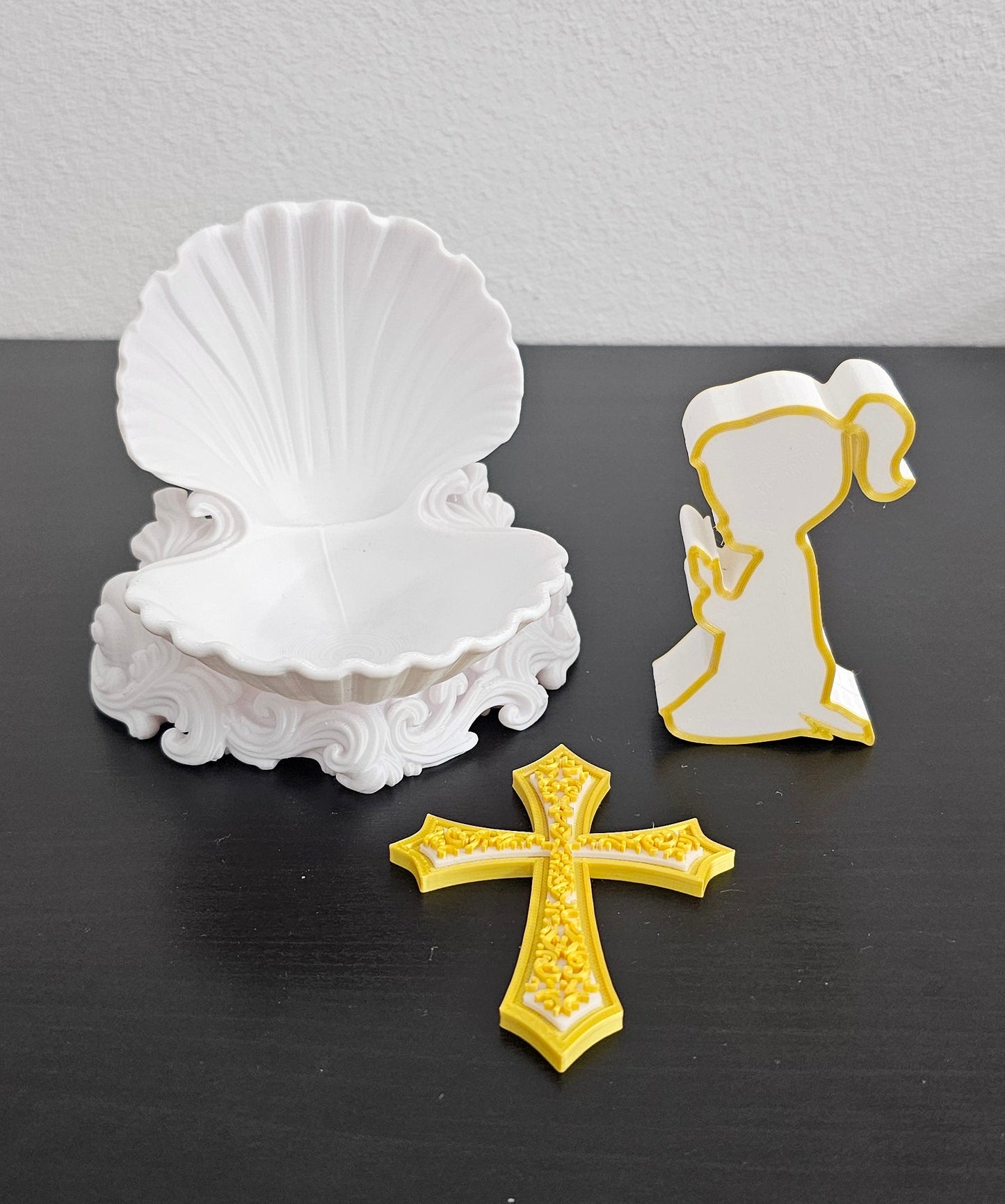Religious Gift Set (Shell, Cross & Figure)